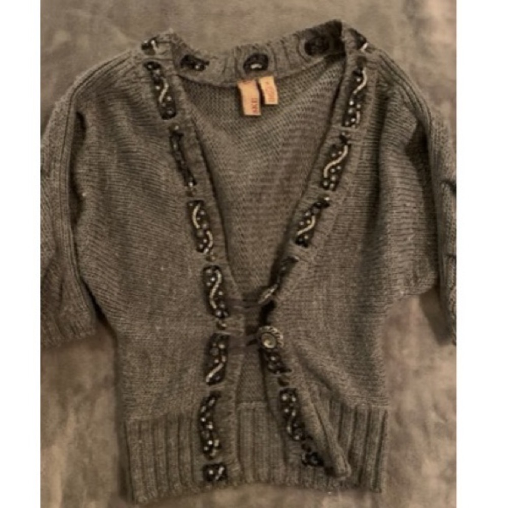 Sweater - Picture 2 of 3